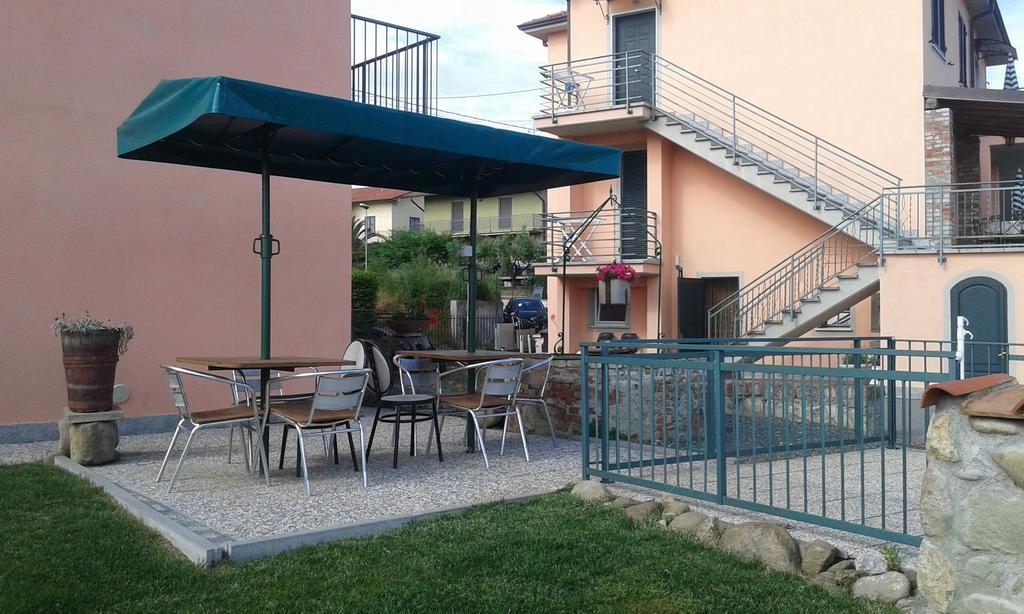 La Fonda Casa Vacanze-Appartamenti Con Piscina Santo Stefano di Magra Eksteriør bilde